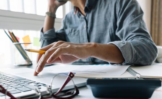 Кто и когда обязан отчитаться о доходах за 2025 год